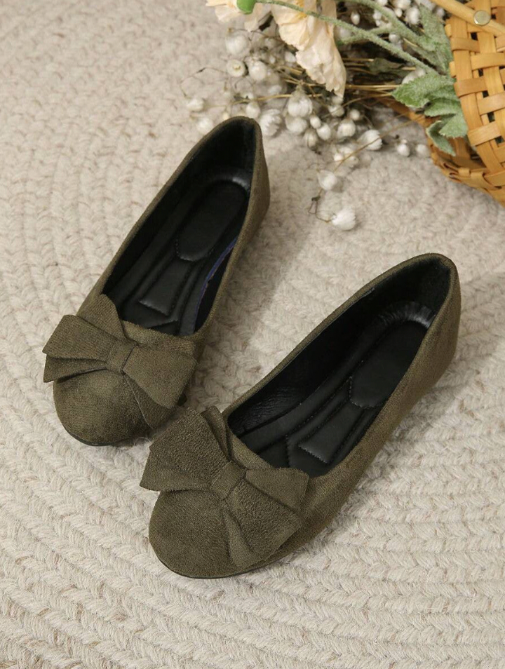 Orthopedic comfortable shoes