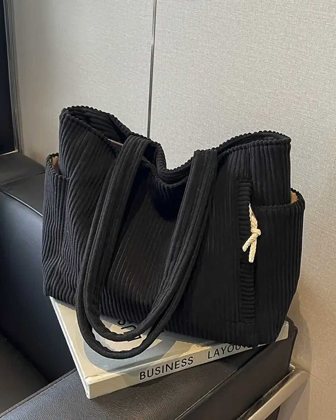Tilda – Ribbed carrier bag with cord detail