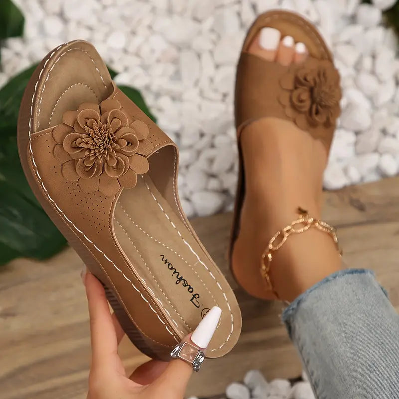 Amelia™ |Stylish Floral Floral Slip-On Wedge Sandals