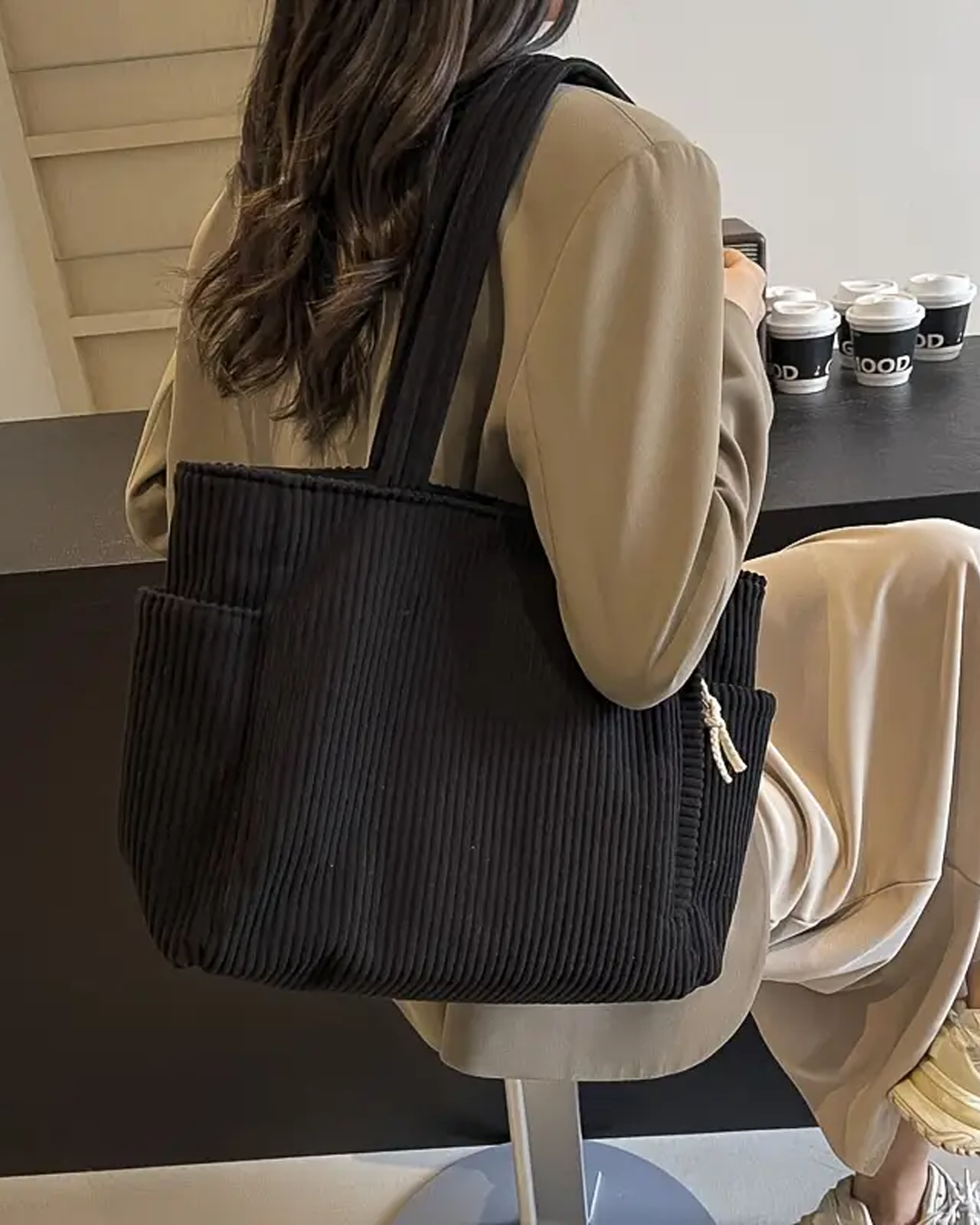 Tilda – Ribbed carrier bag with cord detail
